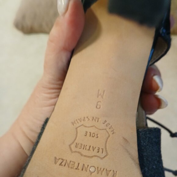 Grey Flannel and Burgundy Patent "Mary Jane" heels - Picture 2 of 3